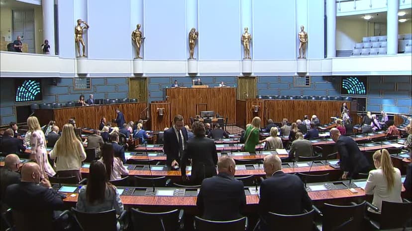 Täysistunto 22.6.2026 klo 12