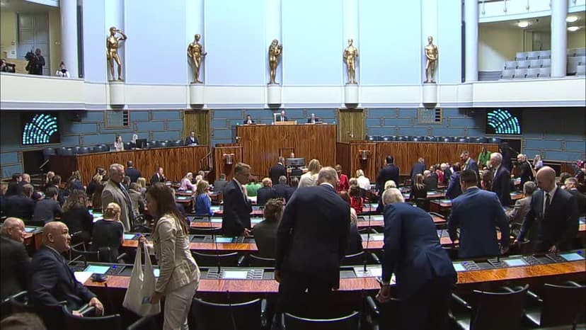 Täysistunto 1.9.2026 klo 14