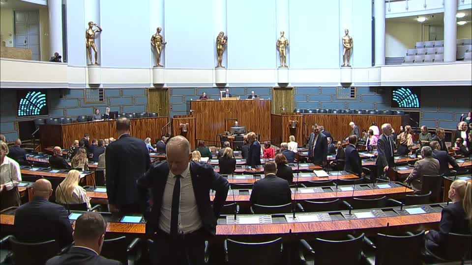 Plenum 4.9.2026 kl. 13