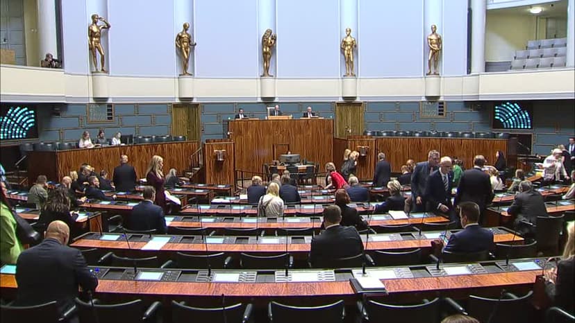 Täysistunto 15.9.2026 klo 14