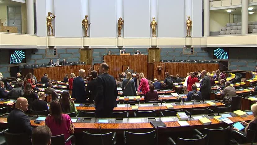 Täysistunto 25.9.2026 klo 13